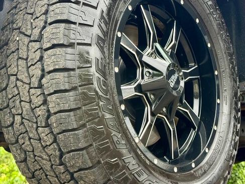 Used 2016 Ford F150 XLT w/ Equipment Group 301A Mid AWD/4WD image 15