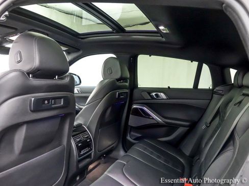 Used 2021 BMW X6 xDrive40i w/ Executive Package image 15