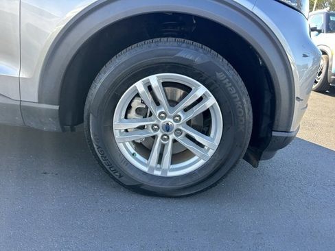 Used 2022 Ford Explorer XLT image 8