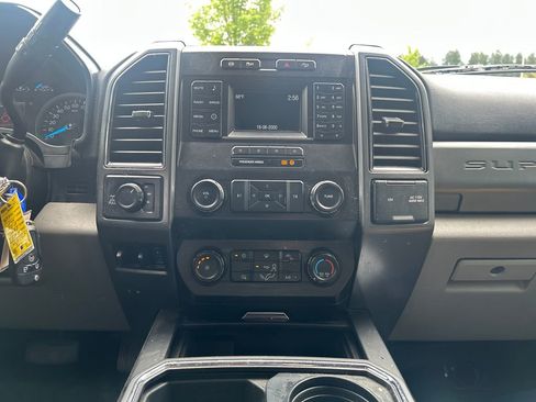 Used 2019 Ford F350 XLT w/ XLT Value Package AWD/4WD image 24