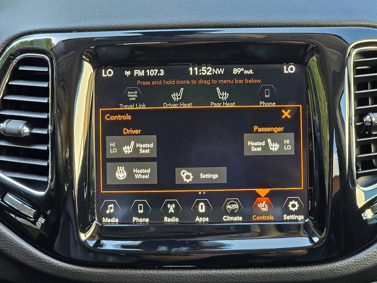 Used 2018 Jeep Compass Limited w/ Navigation Group AWD/4WD image 24