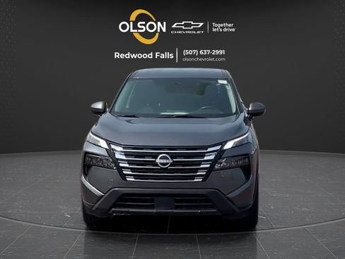 Used 2025 Nissan Rogue SV AWD/4WD image 8