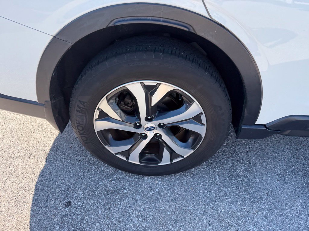 Used 2022 Subaru Outback Limited w/ Popular Package #2 AWD/4WD image 5