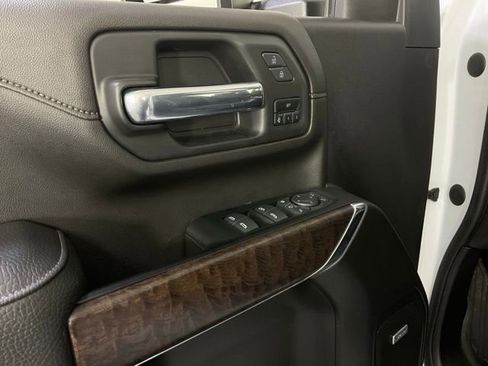 Used 2023 GMC Sierra 2500 Denali w/ Denali Ultimate Package image 28