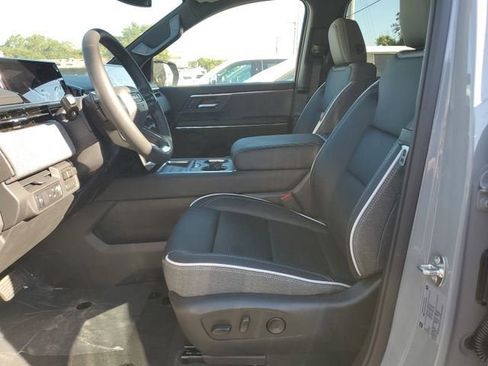 New 2026 GMC Sierra EV Elevation image 21