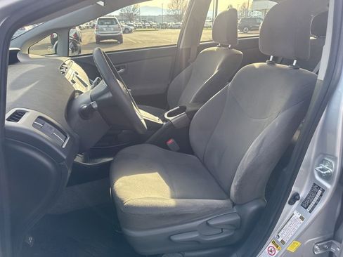 Used 2015 Toyota Prius Plug-In Hybrid image 10