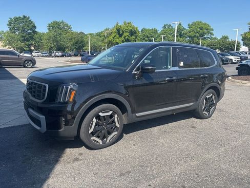 Used 2025 Kia Telluride S AWD/4WD image 2