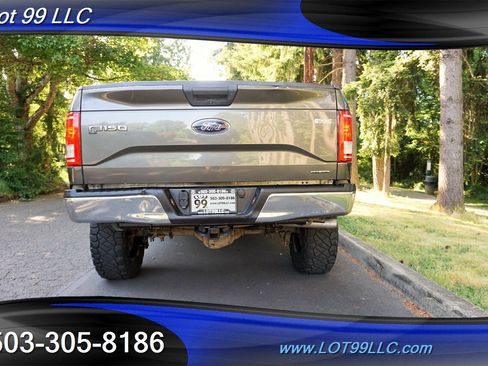 Used 2016 Ford F150 XLT w/ Trailer Tow Package image 10