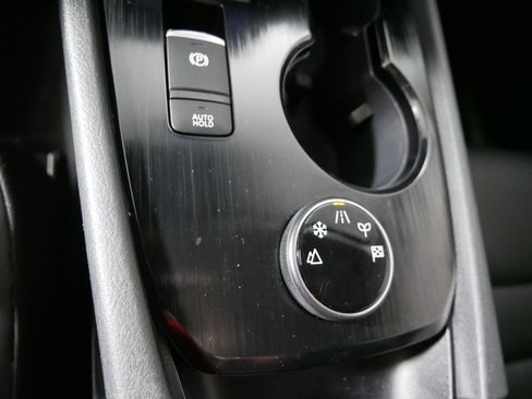 Used 2023 Nissan Rogue SV w/ SV Premium Package AWD/4WD image 30