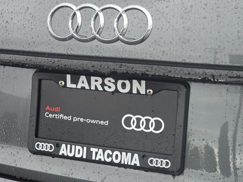 Certified 2025 Audi Q5 2.0T Premium w/ Convenience Plus Package AWD/4WD image 34