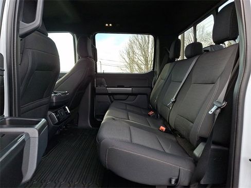 Certified 2022 Ford F150 XLT w/ Equipment Group 302A High image 10