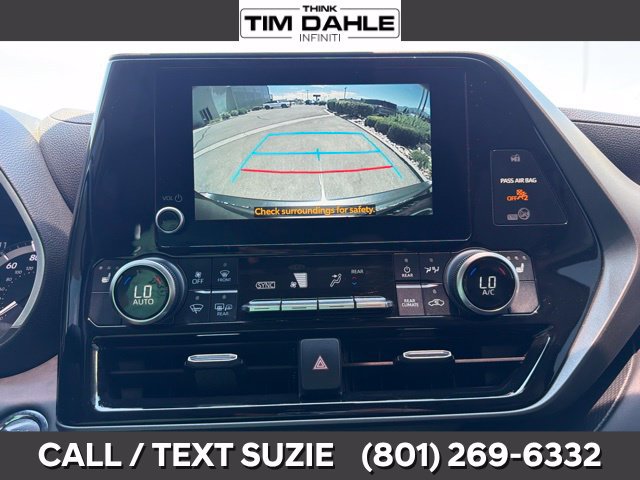 Used 2023 Toyota Highlander XLE AWD/4WD image 15