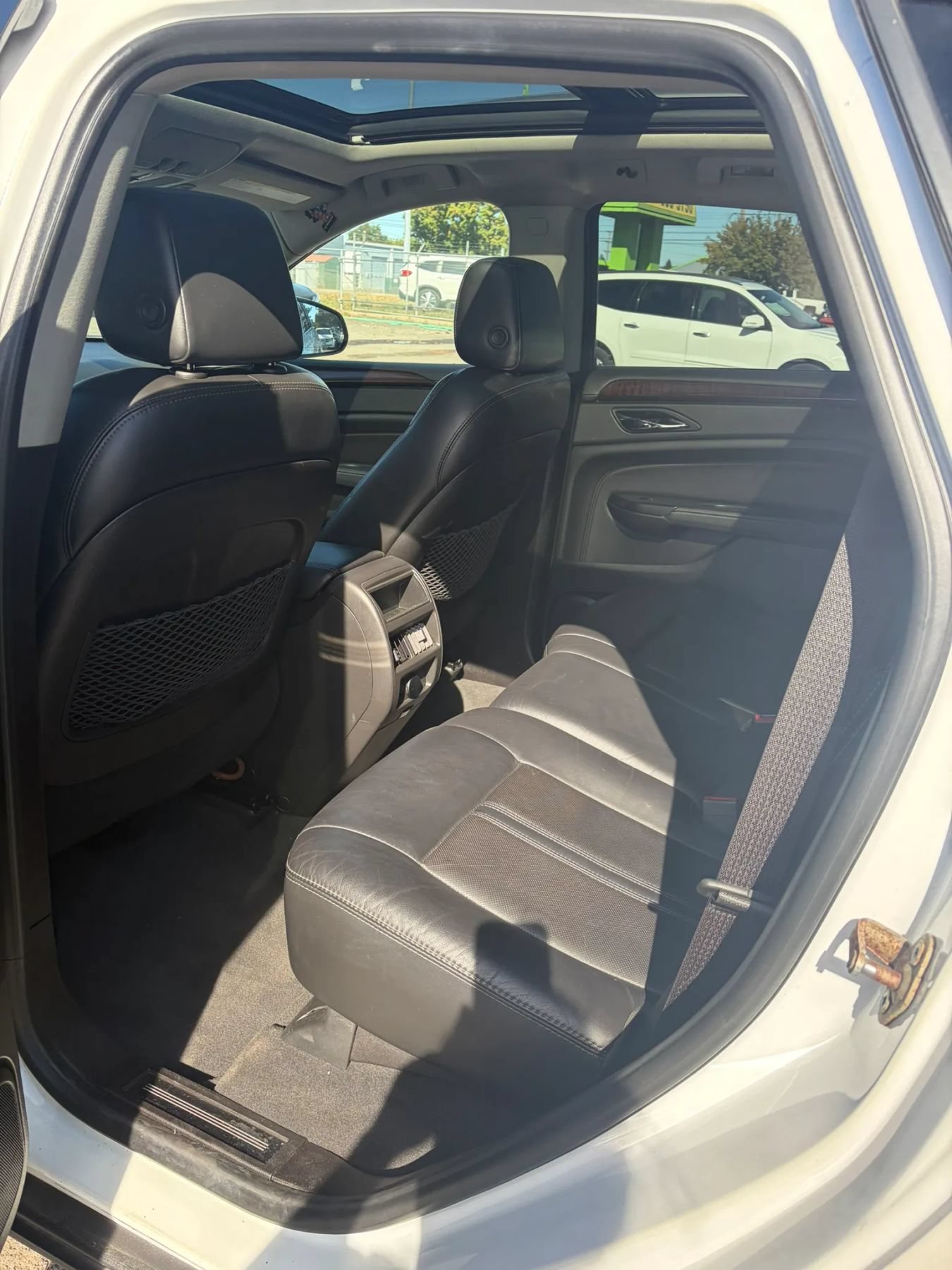 Used 2015 Cadillac SRX Luxury AWD/4WD image 11