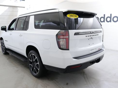 Used 2024 Chevrolet Suburban RST w/ Luxury Package image 6
