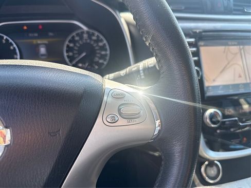 Used 2015 Nissan Murano SV image 76