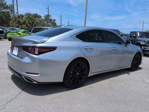 Used 2022 Lexus ES 350 F Sport w/ Accessory Package 2 FWD image 5