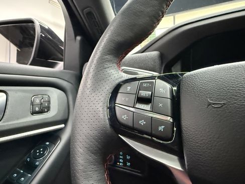 Used 2026 Ford Explorer ST-Line w/ ST-Line Street Pack AWD/4WD image 15