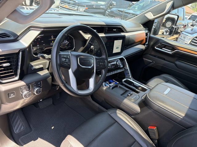 Used 2025 GMC Sierra 2500 Denali w/ Denali Reserve Package AWD/4WD image 24