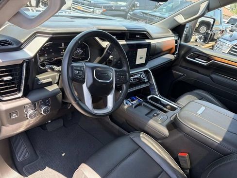 Used 2025 GMC Sierra 2500 Denali w/ Denali Reserve Package AWD/4WD image 24