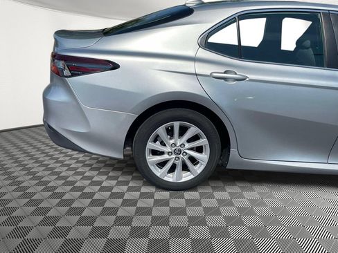 Used 2023 Toyota Camry LE FWD image 7