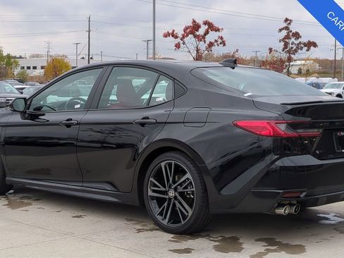 Used 2025 Toyota Camry XSE image 3