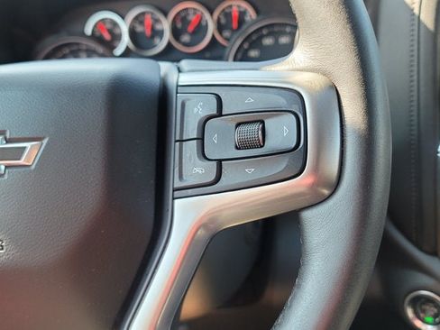 Used 2020 Chevrolet Silverado 1500 LT Trail Boss AWD/4WD image 31