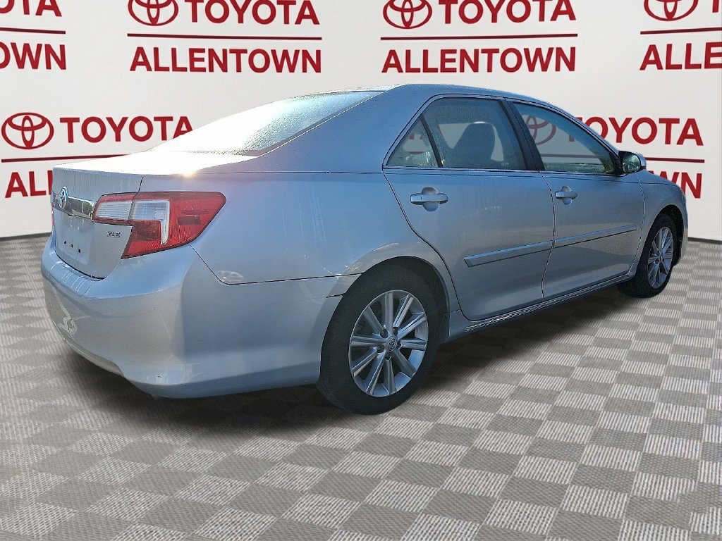 Used 2013 Toyota Camry XLE FWD image 7