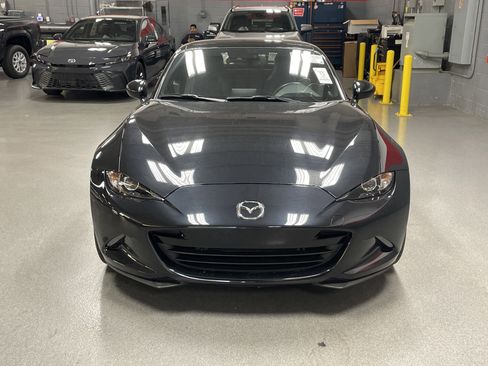Used 2023 MAZDA MX-5 Miata Grand Touring image 3