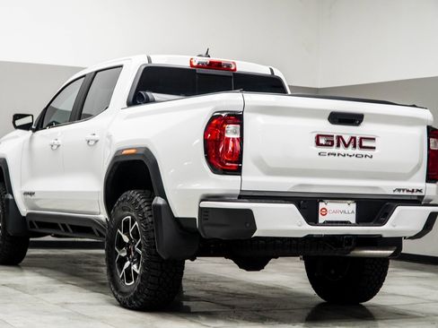 Used 2024 GMC Canyon AT4X image 10