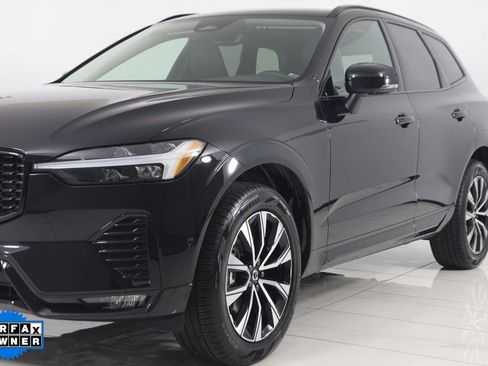 Used 2025 Volvo XC60 B5 Plus image 55