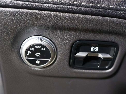 Used 2023 Mercedes-Benz EQS 580 4MATIC SUV image 43