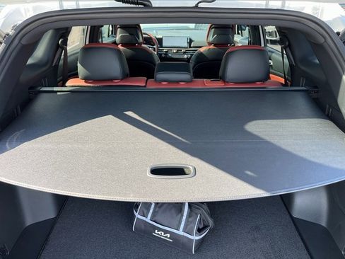 Used 2026 Kia Sportage SX image 12