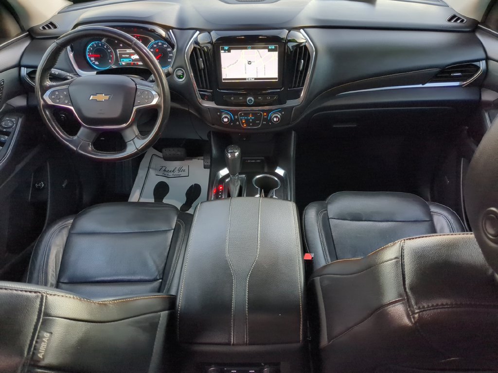 Used 2018 Chevrolet Traverse Premier w/ Driver Confidence II Package FWD image 27