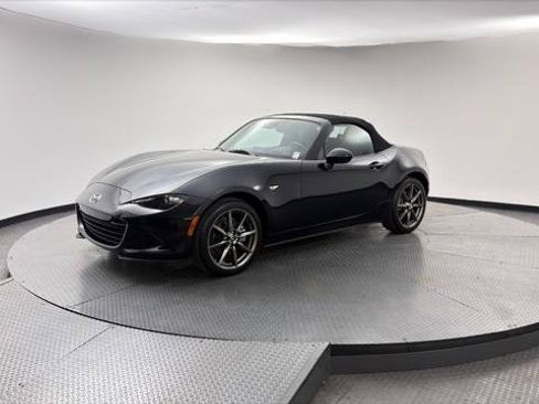 Used 2023 MAZDA MX-5 Miata Grand Touring w/ Weather Package RWD image 36