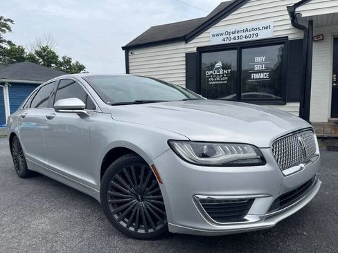 Used 2017 Lincoln MKZ Reserve FWD image 1