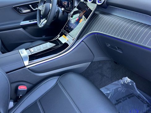 New 2026 Mercedes-Benz GLC 300 image 18