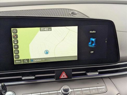 New 2025 Hyundai Elantra SEL image 13