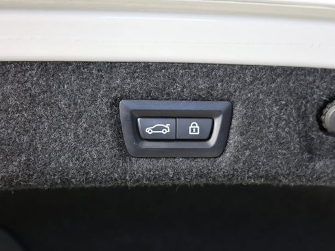 Used 2019 BMW M5 w/ Executive Package image 45