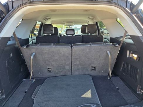 Used 2022 Ford Explorer XLT w/ Equipment Group 202A image 12