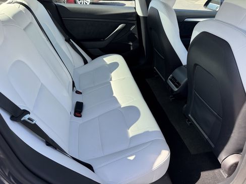 Used 2023 Tesla Model 3 Standard Range image 20