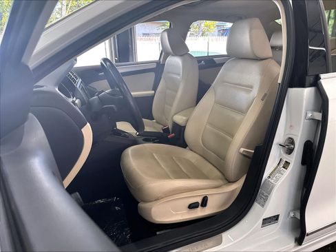 Used 2018 Volkswagen Jetta SEL FWD image 23