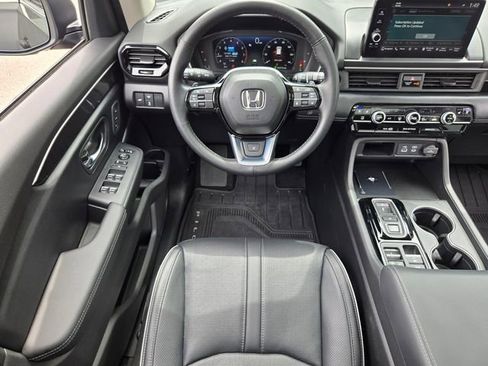 Certified 2023 Honda Pilot Elite image 17