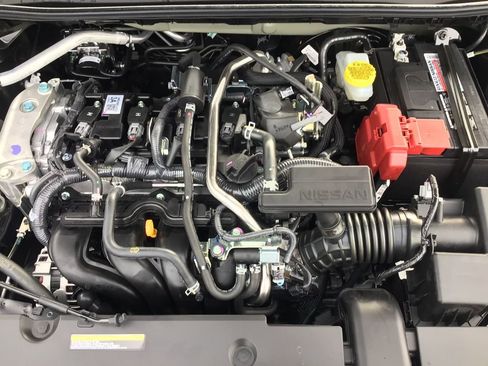 New 2025 Nissan Sentra SR image 9