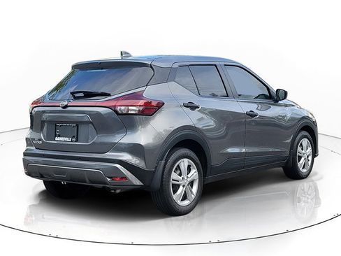 Used 2025 Nissan Kicks Play S FWD image 4