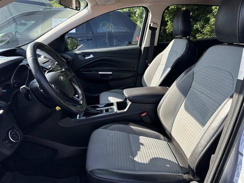 Used 2018 Ford Escape SE w/ SE Sport Appearance Package AWD/4WD image 8