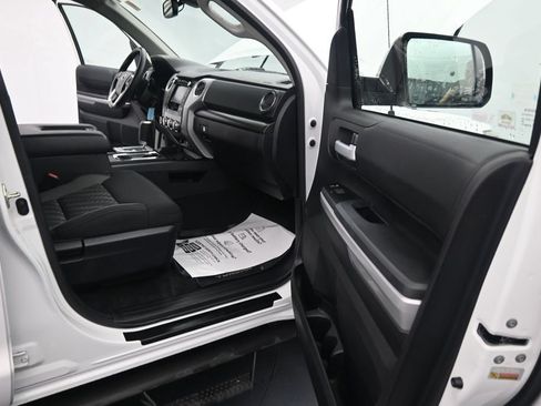 Used 2019 Toyota Tundra SR5 w/ Convenience Package AWD/4WD image 23