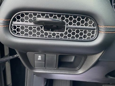 Certified 2024 Honda HR-V Sport image 30