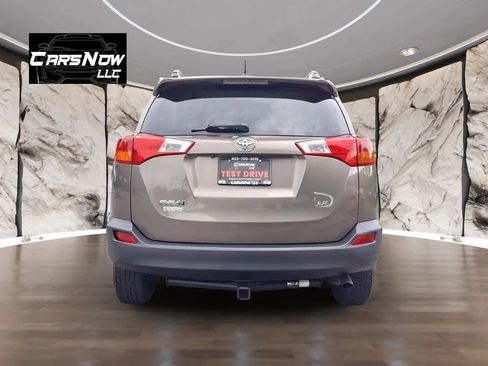 Used 2013 Toyota RAV4 LE FWD image 5