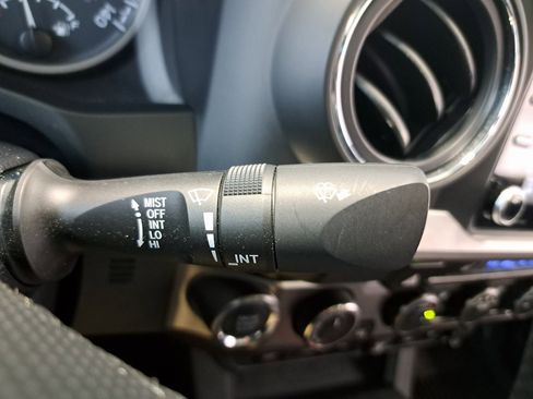 Used 2021 Toyota Tacoma Limited w/ Nightshade Package image 17