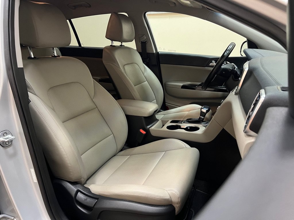 Used 2020 Kia Sportage EX AWD/4WD image 22